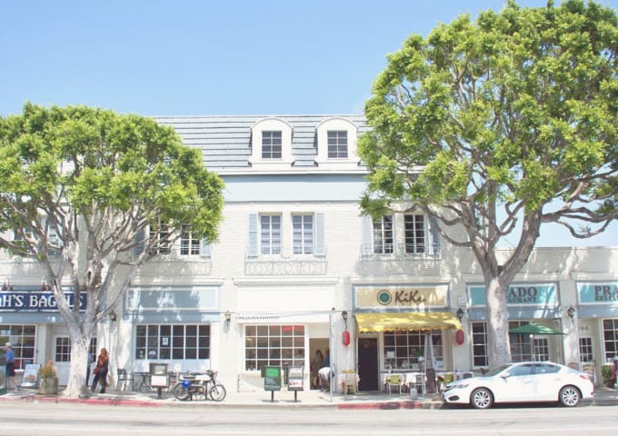 Best Nail Salon In Larchmont Village Quiet Kid Friendly Gel X